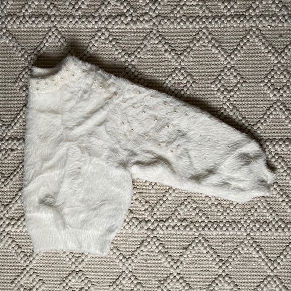 ZARA // Fuzzy Pearl Sweater - Picture 2 of 8